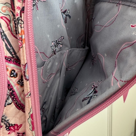 👜 Vera Bradley Mini Sling Backpack – Felicity Paisley Pink – NWOT - Picture 8 of 11